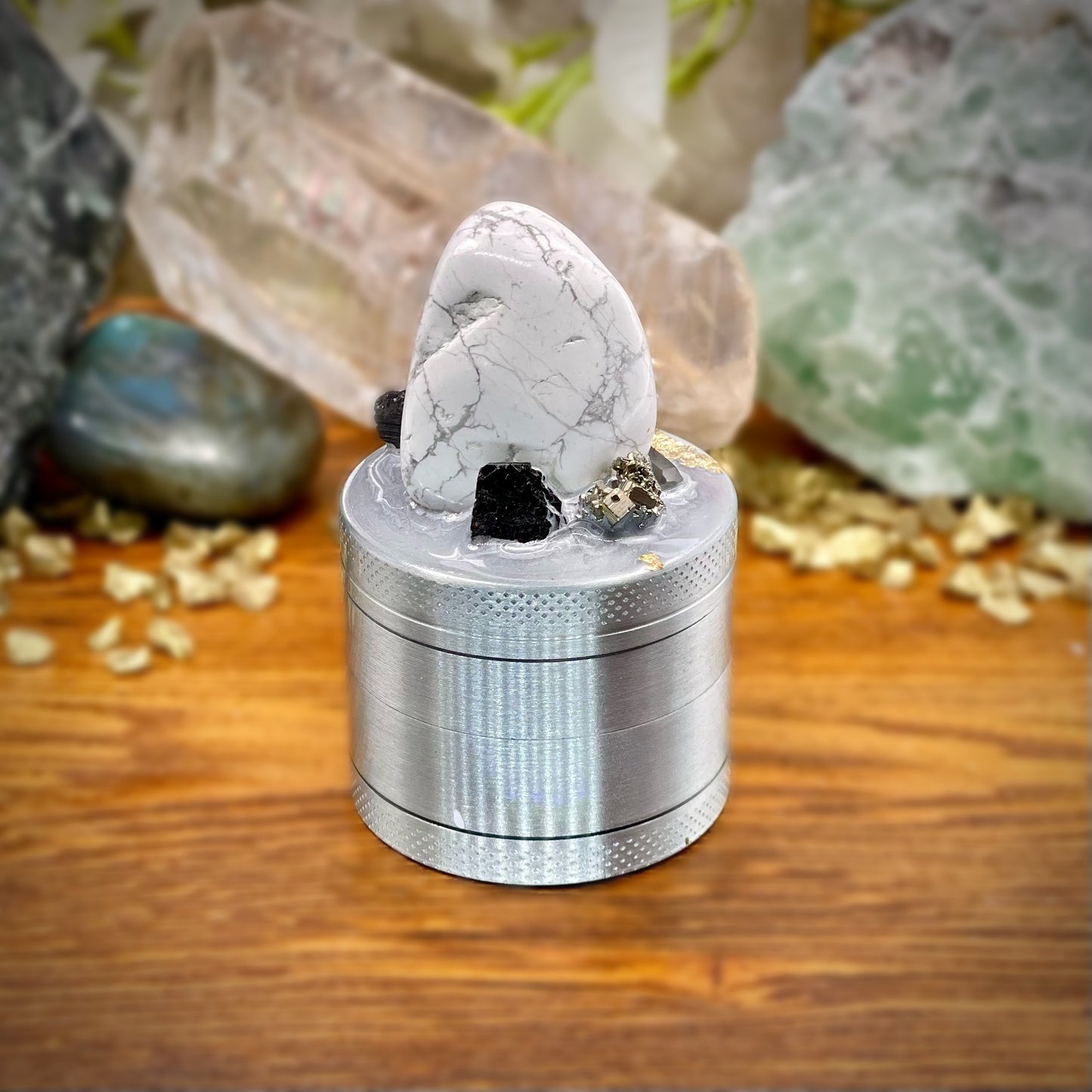 Mini Luxe Howlite Crystal Grinder